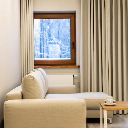 Royal Hill Aparthotel 3*