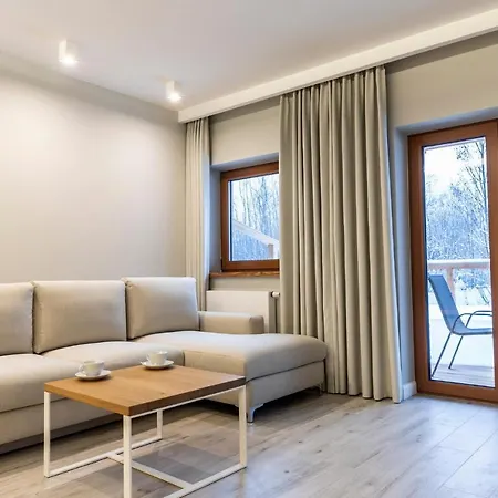 Royal Hill Aparthotel 3*