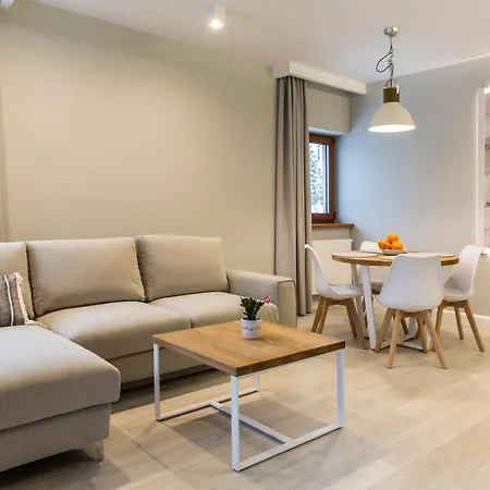 Апарт-готель Royal Hill 3*